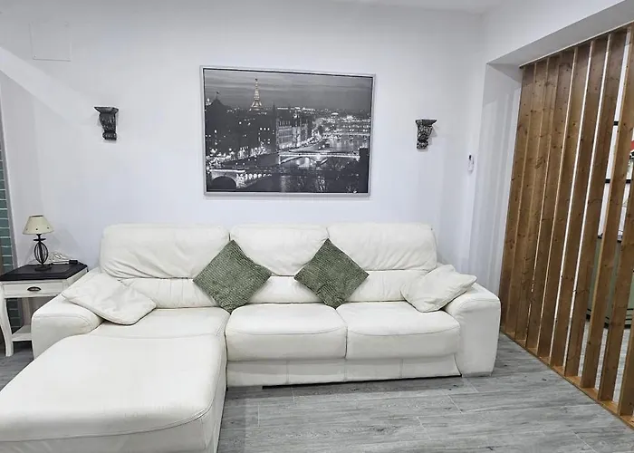 Apartament The House
