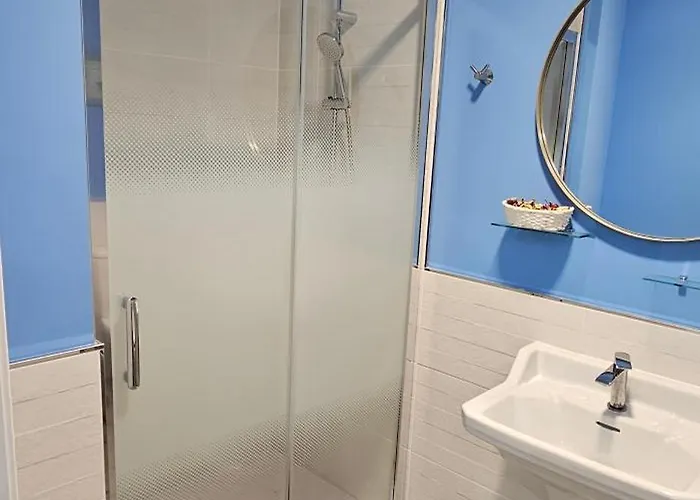 Apartament The House *